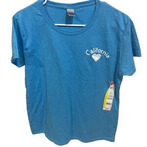 California Love Women’s T-shirt size large